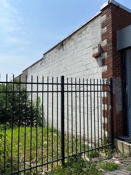 More Photos Of 4129 Southern Ave, Capitol Heights Industrial For Sale