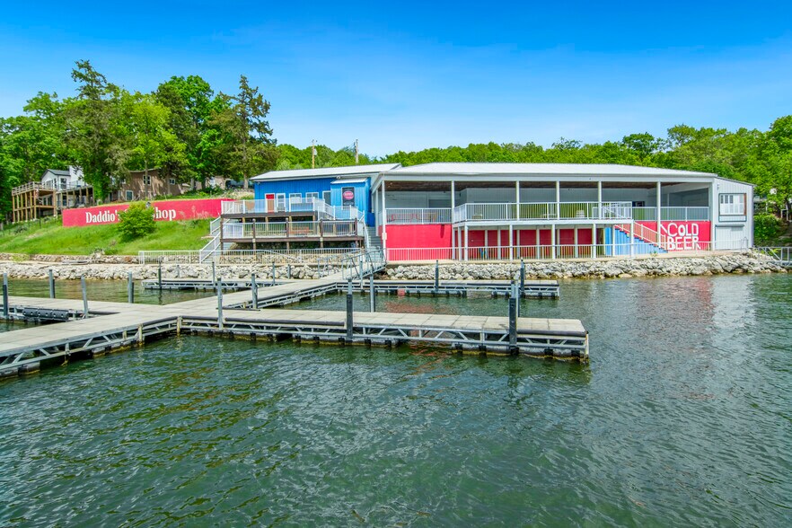 More Photos Of 27485 Cross Ln, Barnett Restaurant For Sale