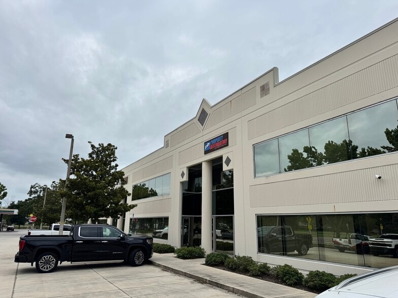 More Photos Of 4333 Silver Star Rd, Orlando Warehouse For Sale