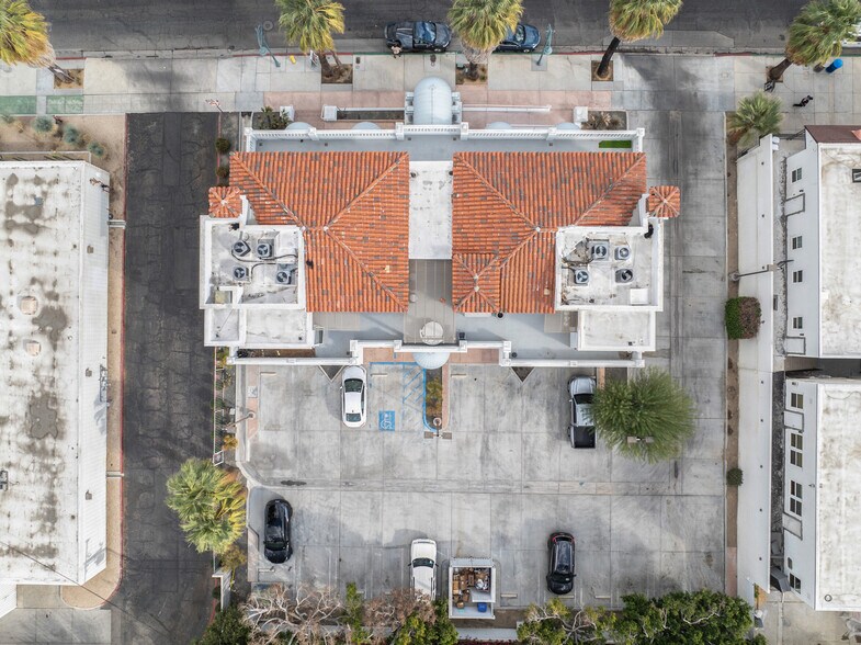 More Photos Of 353 S Palm Canyon Dr, Palm Springs Medical For Sale