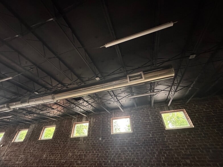 More Photos Of 1783 NE Cheshire Bridge Rd, Atlanta Freestanding For Sale