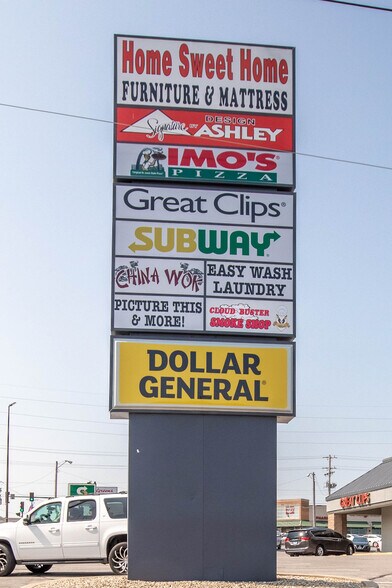More Photos Of 500-518 W Delmar Ave, Godfrey Unknown For Lease