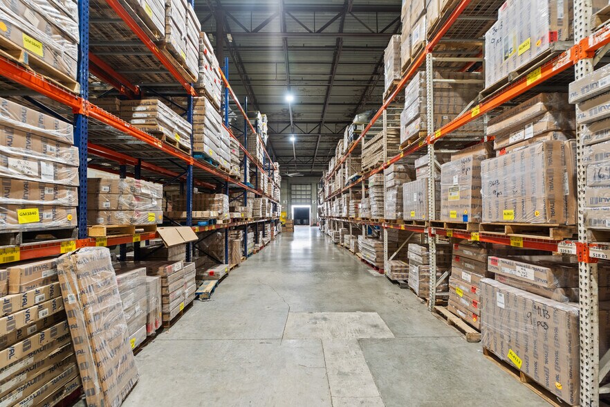 More Photos Of 8305 NW 27th St, Doral Distribution For Lease