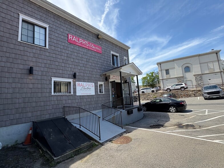 More Photos Of 343 Mamaroneck Ave, Mamaroneck Storefront For Lease