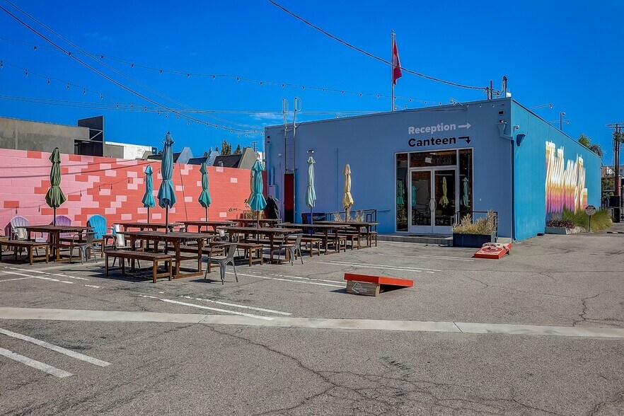 Primary Photo Of 1139 N Highland Ave, Los Angeles Loft Creative Space For Lease