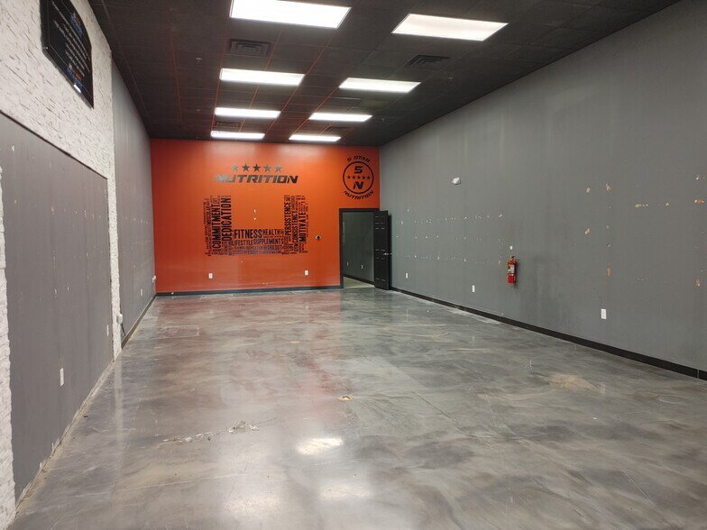 More Photos Of 902 Meijer Dr, Champaign Storefront Retail Office For Lease