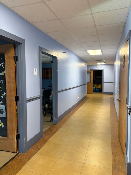 More Photos Of 202 Arnette St, Murfreesboro Office For Lease