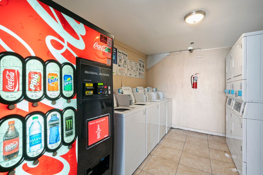 More Photos Of 610 Ferry Rd, Galveston Apartments For Sale