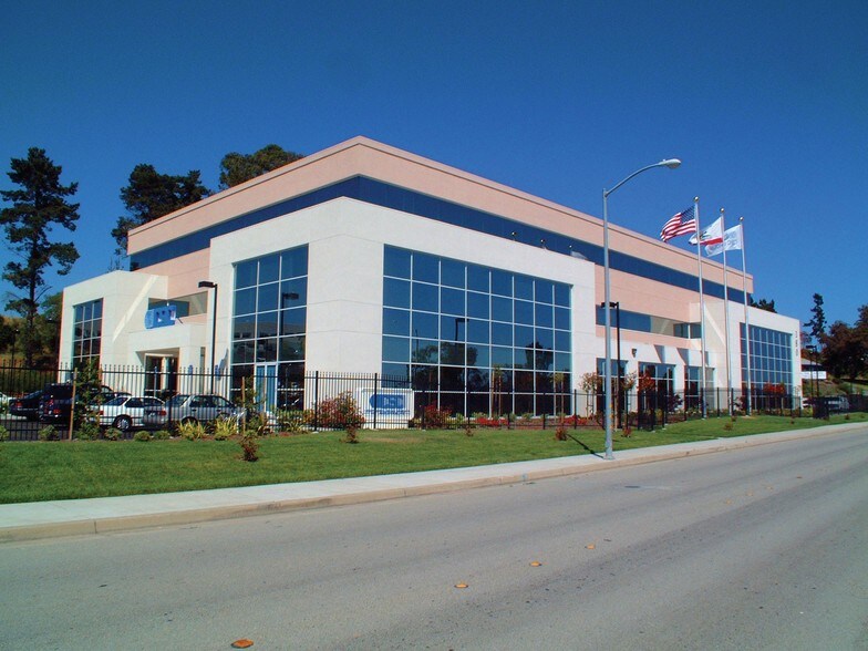 More Photos Of 180 Westgate Dr, Watsonville Office For Lease