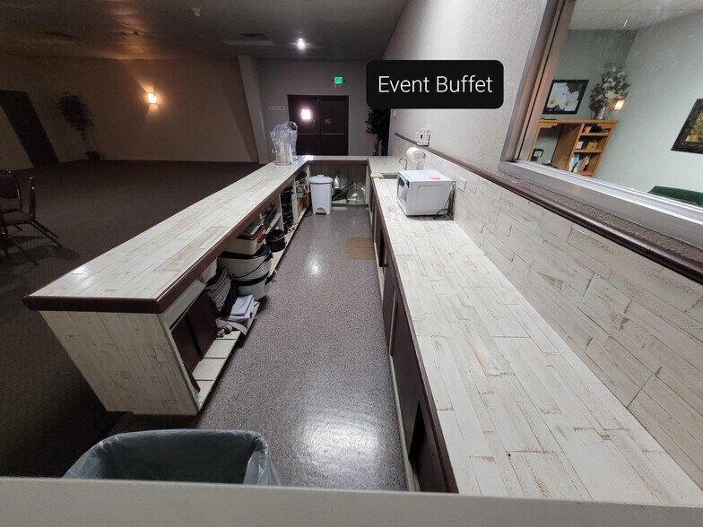 More Photos Of 615 E 3rd St, Kimball Restaurant For Sale