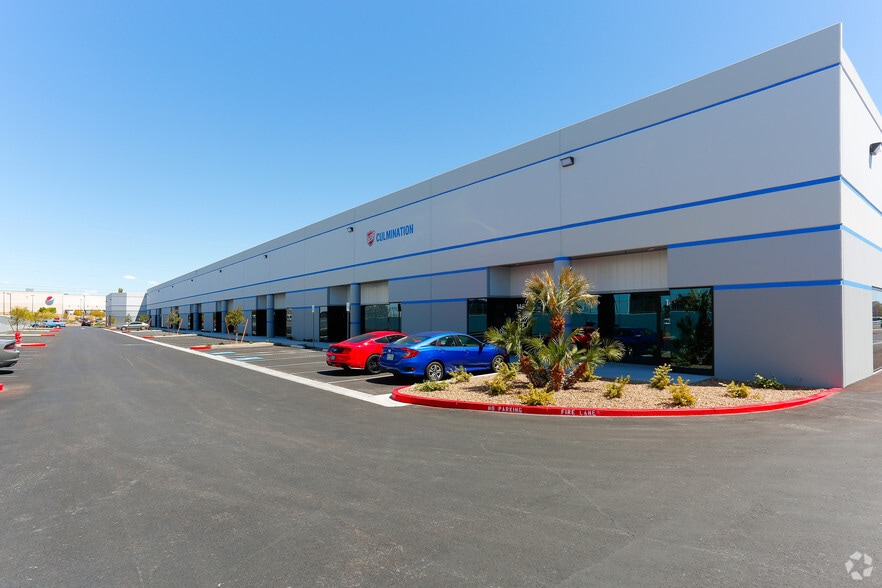 More Photos Of 6445 W Sunset Rd, Las Vegas Warehouse For Lease