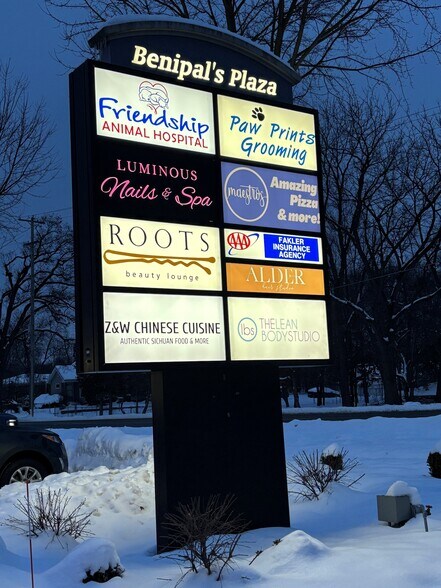 More Photos Of 6066-6084 S 12th St, Kalamazoo Storefront Retail Office For Lease