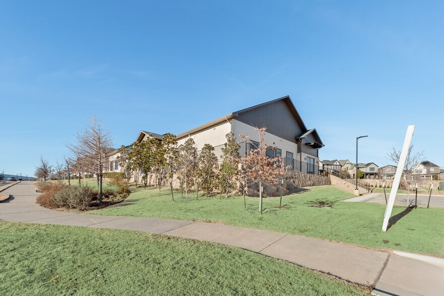More Photos Of , Flower Mound Office For Sale