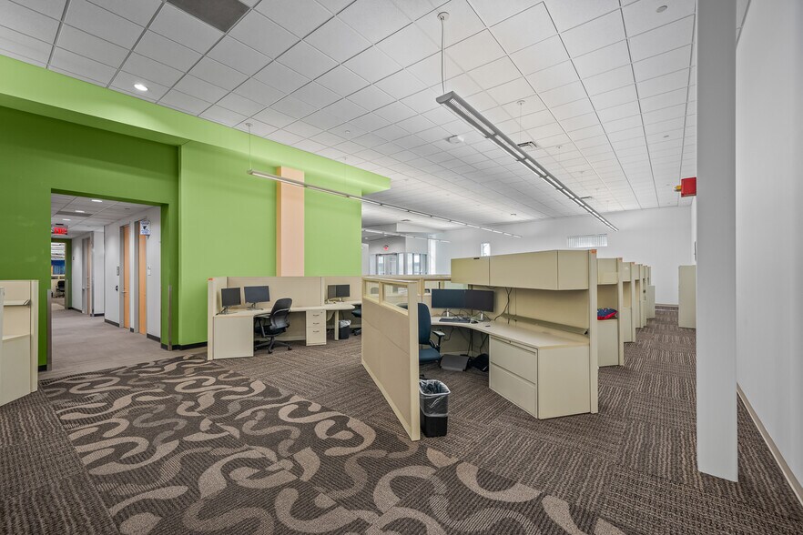 More Photos Of 4320 Huron Ave, Lubbock Office For Sale