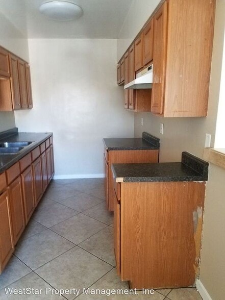 More Photos Of 2216 W Wardlow Rd, Long Beach Apartments For Sale