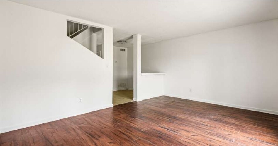 More Photos Of 7234 Tara Blvd, Jonesboro Apartments For Sale