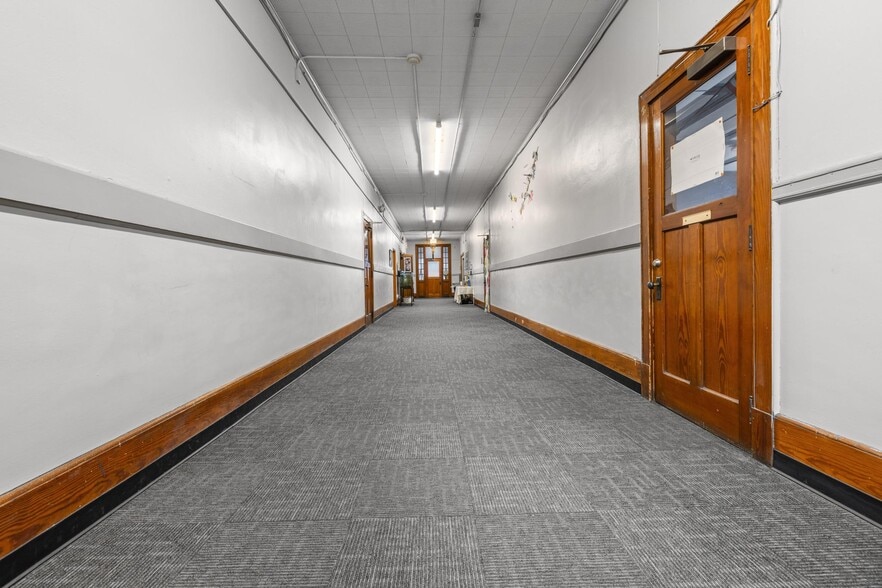 More Photos Of 21 Davidson Ave, Buffalo Schools For Sale