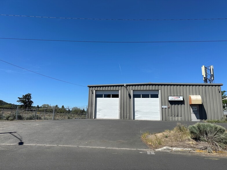 Primary Photo Of 114 NE Penn Ave, Bend Industrial For Lease