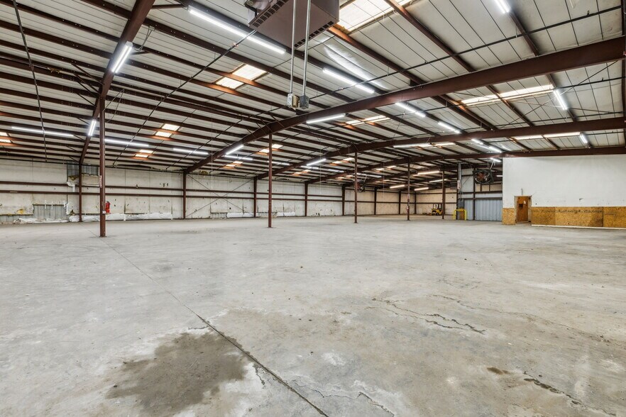 More Photos Of 351 Interstate Highway 30, Greenville Warehouse For Sale