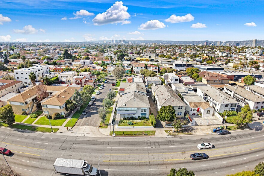 More Photos Of 1649 S La Brea Ave, Los Angeles Apartments For Sale