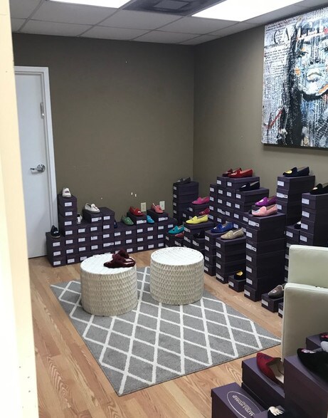 More Photos Of 1600-1622 NE 205th Ter, Miami Unknown For Lease