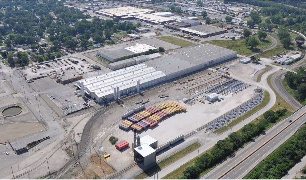 Primary Photo Of 1413 Osage Ave, Kansas City Manufacturing For Lease