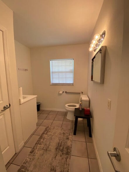 More Photos Of 200 Congress St, Oldsmar Office For Sale