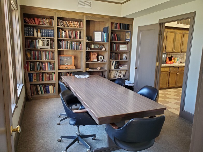 More Photos Of 430 2nd St, Yuba City Office For Sale