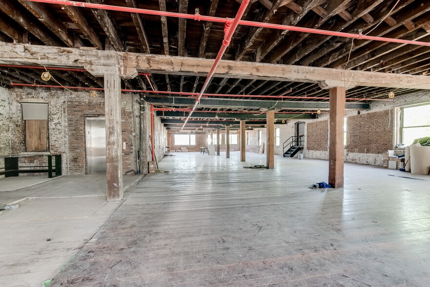 More Photos Of 110 Kent Ave, Brooklyn Warehouse For Sale