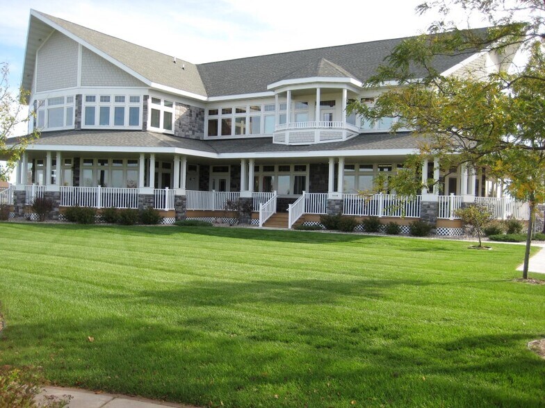 More Photos Of 3233 Business Park Dr, Stevens Point Office For Lease