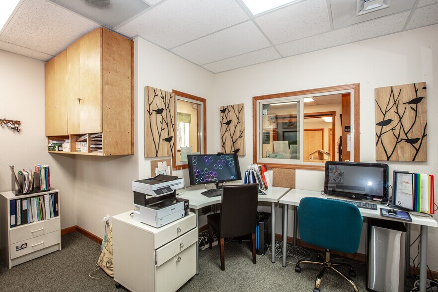 More Photos Of 724 Pine St, Sandpoint Office Residential For Sale