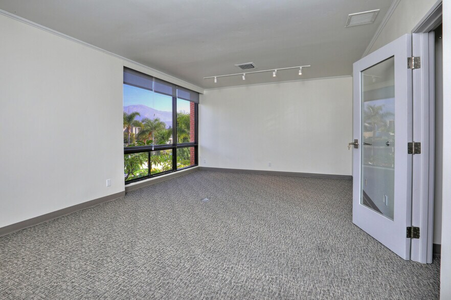 More Photos Of 115 S La Cumbre Ln, Santa Barbara Office For Lease