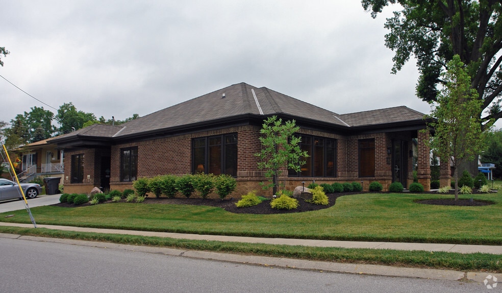 Primary Photo Of 627 Highland Ave, Fort Thomas Office For Sale