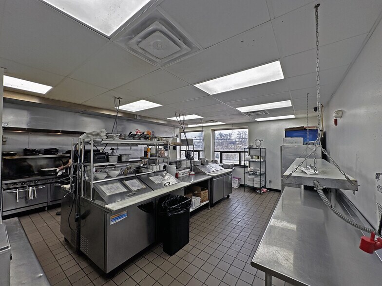 More Photos Of 200 Main St, Hobart Restaurant For Sale