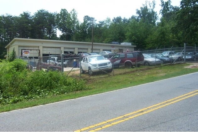 More Photos Of 76 Bates Crossing Rd, Travelers Rest Light Distribution For Sale