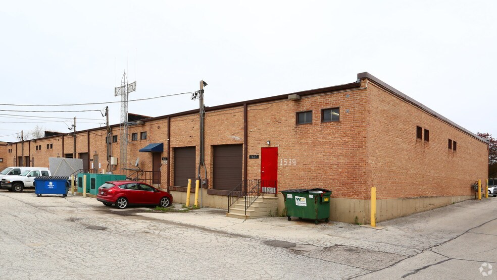 More Photos Of 1515-1545 W Jarvis Ave, Elk Grove Village Warehouse For Lease