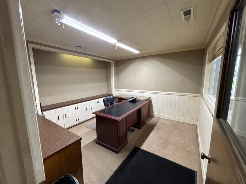 More Photos Of 2032 Sylvester Dr, Moultrie Warehouse For Sale