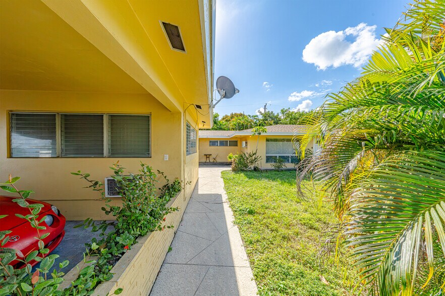 More Photos Of 4410 NE 19th Ter, Fort Lauderdale Apartments For Sale