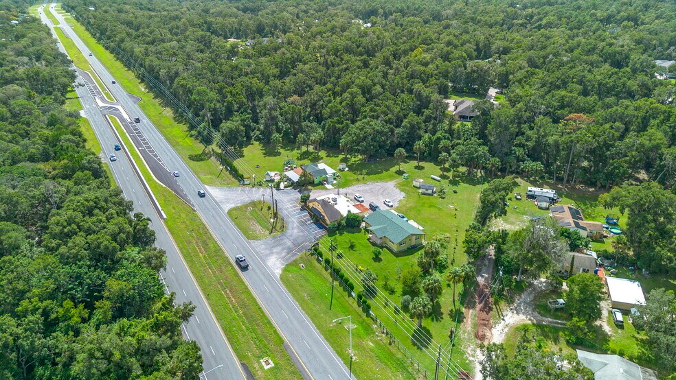 More Photos Of 4630 US Highway 17, De Leon Springs Restaurant For Sale