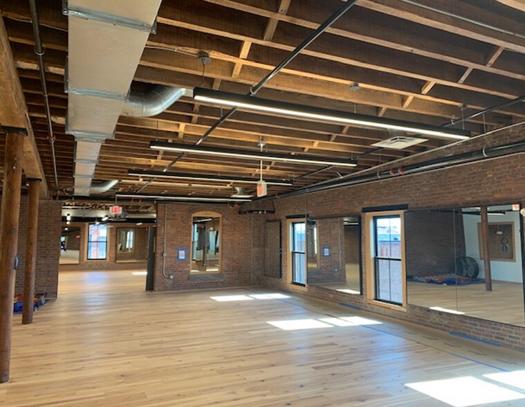 More Photos Of 600 Massachusetts Ave, Cambridge Storefront Retail Office For Lease