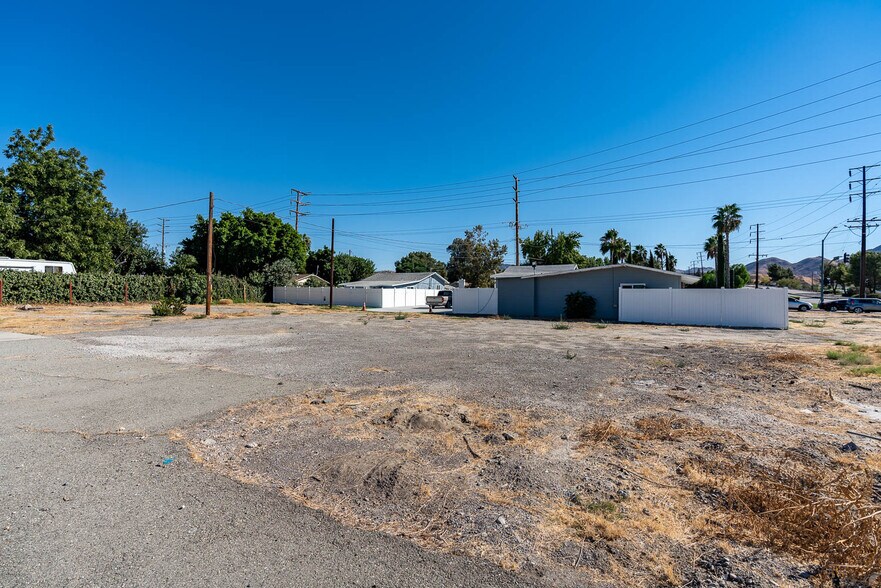 More Photos Of 326 E Caroline St, San Bernardino Land For Sale