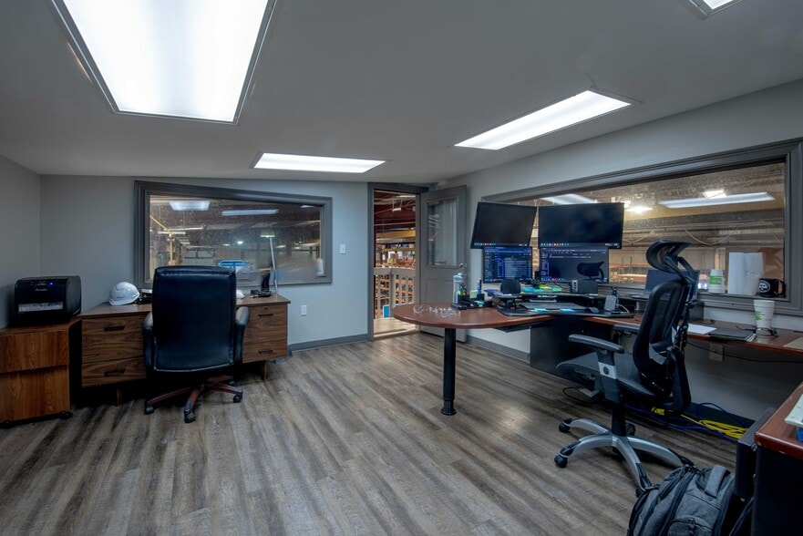 More Photos Of 1000 Sequoyah Rd, Soddy Daisy Manufacturing For Lease