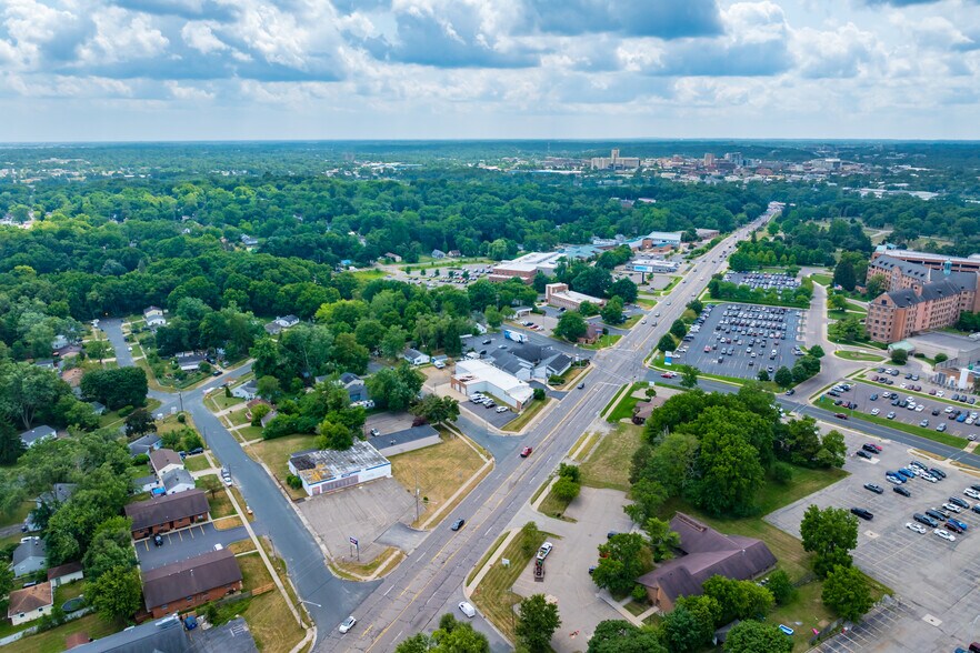 More Photos Of 1516 Trimble Ave, Kalamazoo Office For Sale
