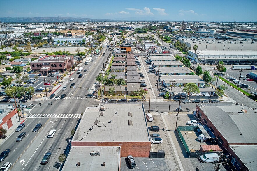 More Photos Of 5946 E Washington Blvd, Commerce Warehouse For Sale