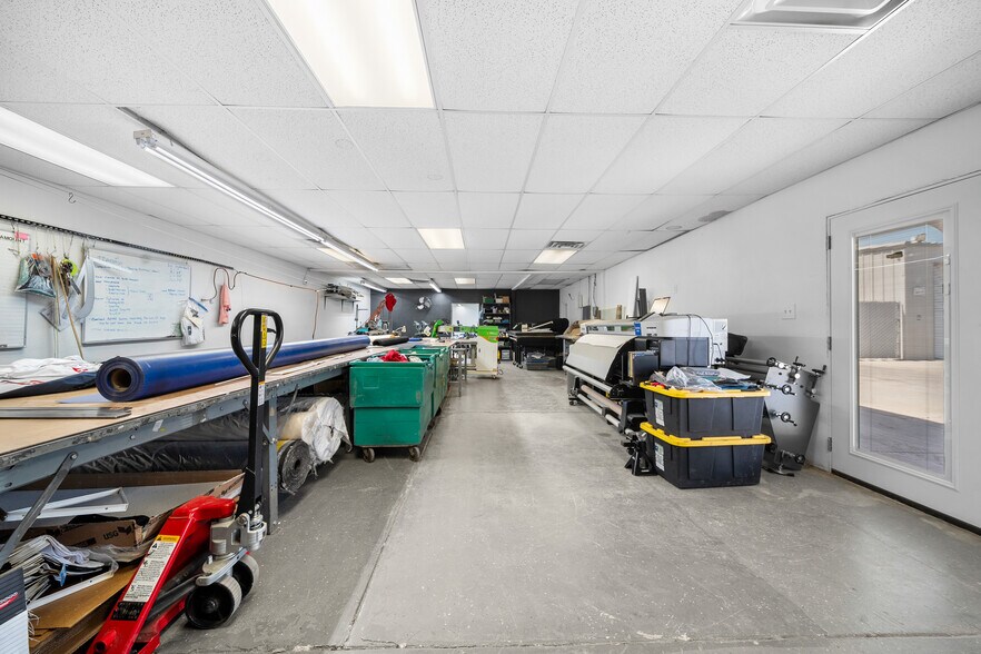 More Photos Of 321 E Main St, El Centro Warehouse For Sale