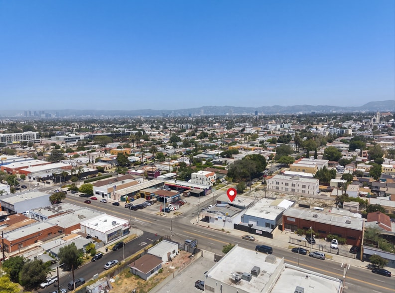 More Photos Of 3125 W Jefferson Blvd, Los Angeles Restaurant For Sale
