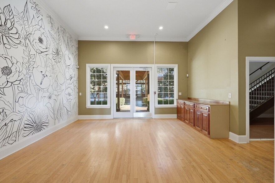 More Photos Of 6470 Georgia 400, Cumming Medical For Sale