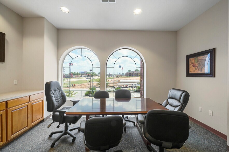 More Photos Of 14729 Highway 105 W, Montgomery Medical For Lease