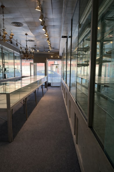 More Photos Of 308 Sunrise Hwy, Rockville Centre Storefront For Lease