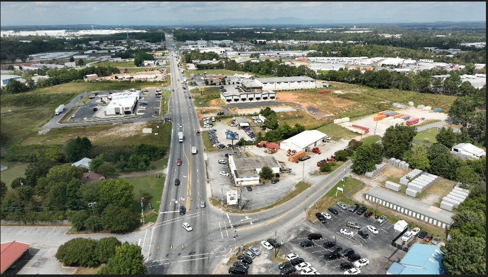 More Photos Of 1985 S Carolina 101, Greer Land For Lease